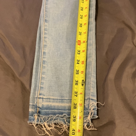 LEVI’S SKINNY JEANS - Picture 6 of 7